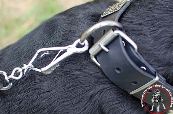 Durable Rottweiler leather collar 