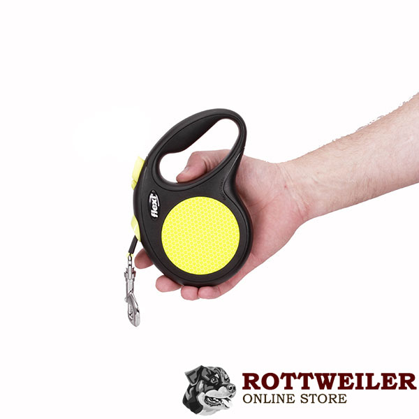 Daily Use Retractable Leash Neon Design for Total Comfort