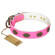 "Forever Fashion" FDT Artisan Leather Rottweiler Collar with Old Look Plates - 1 1/2 inch (40 mm) wide "Forever Fashion" FDT Artisan Leather Rottweiler Collar with Old Look Plates - 1 1/2 inch (40 mm) wide