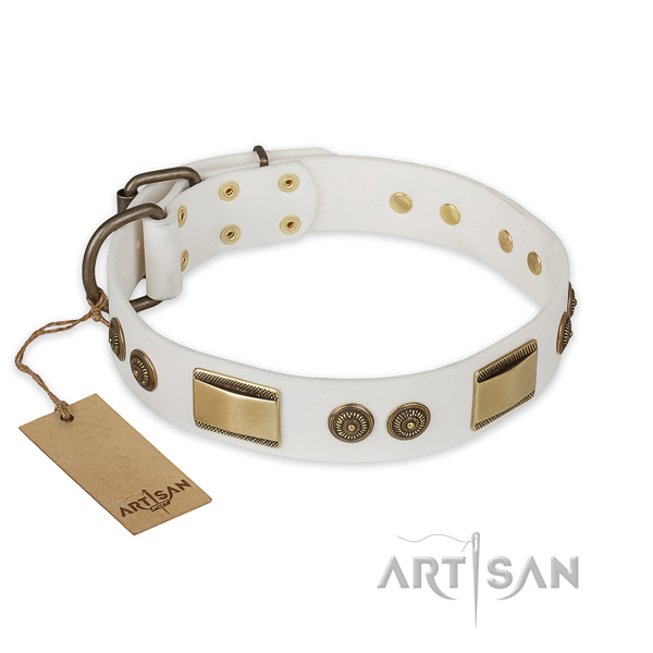 Handmade genuine leather dog collar for easy wearing